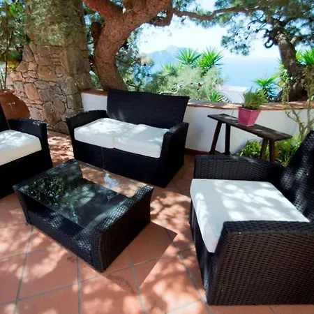 Villa Termini-sant'agata Sleeps 10 Pool Wifi