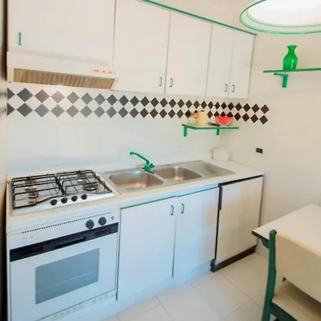 Termini-sant'agata Sleeps 10 Pool Wifi Termini