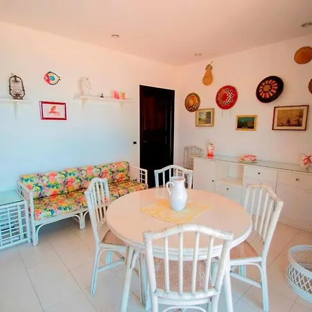 Villa Termini-sant'agata Sleeps 10 Pool Wifi *