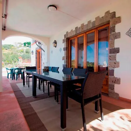 Villa Termini-sant'agata Sleeps 10 Pool Wifi