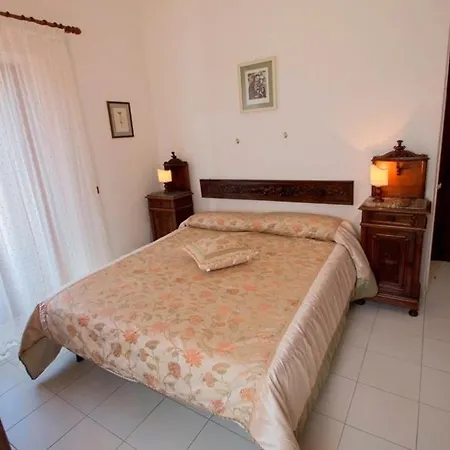 Termini-sant'agata Sleeps 10 Pool Wifi Villa